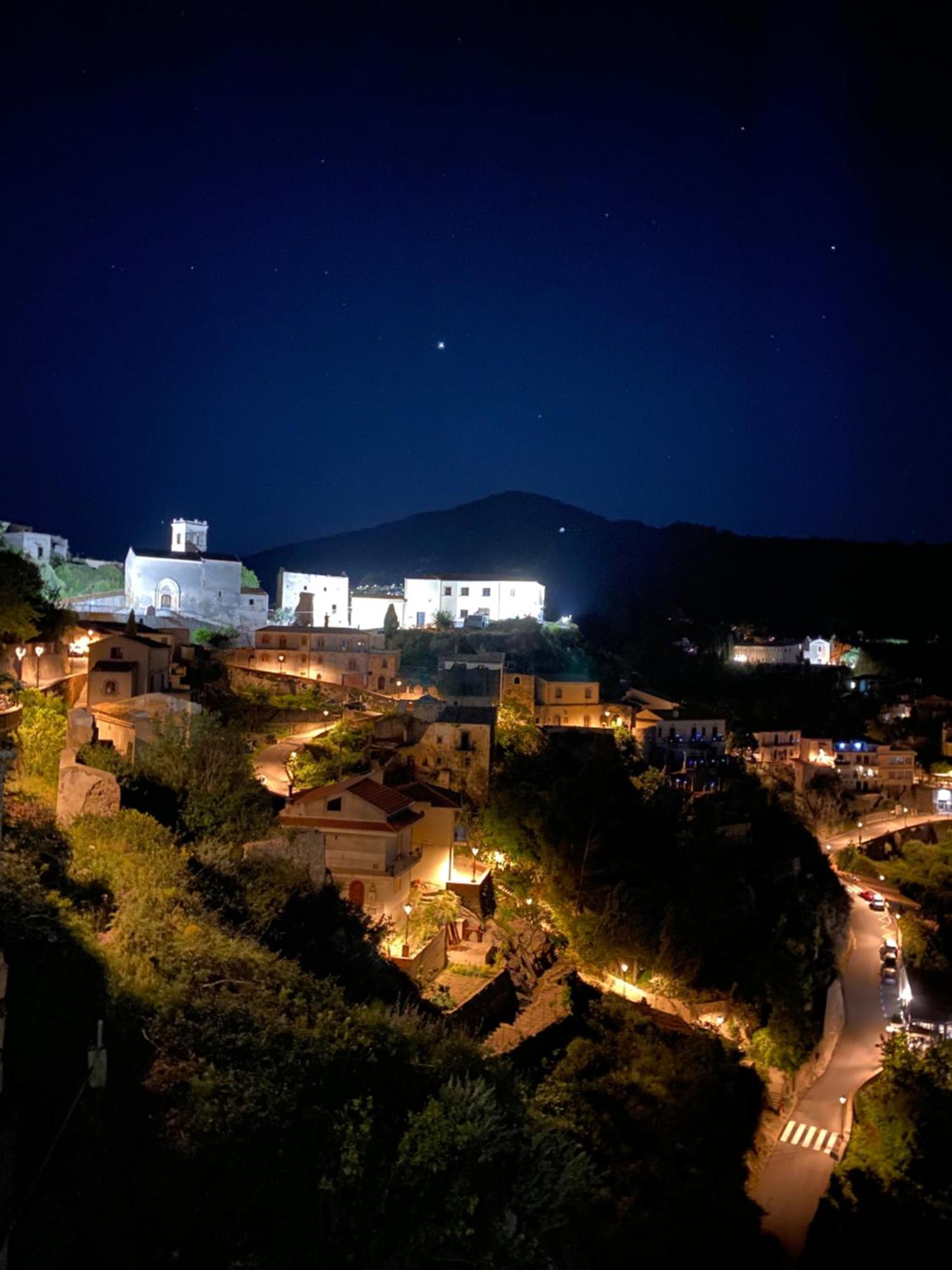 B&B Il Padrino Савока Экстерьер фото